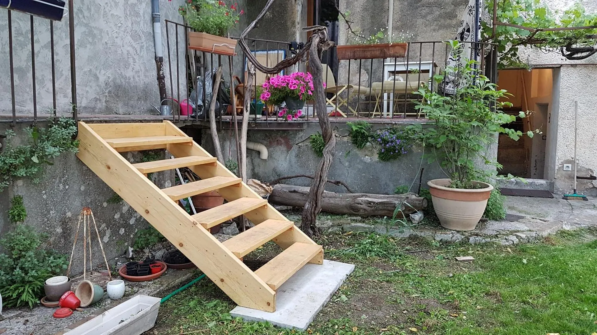 Grande Maison De Village 200 M2 Calme Tout Confort Greolieres