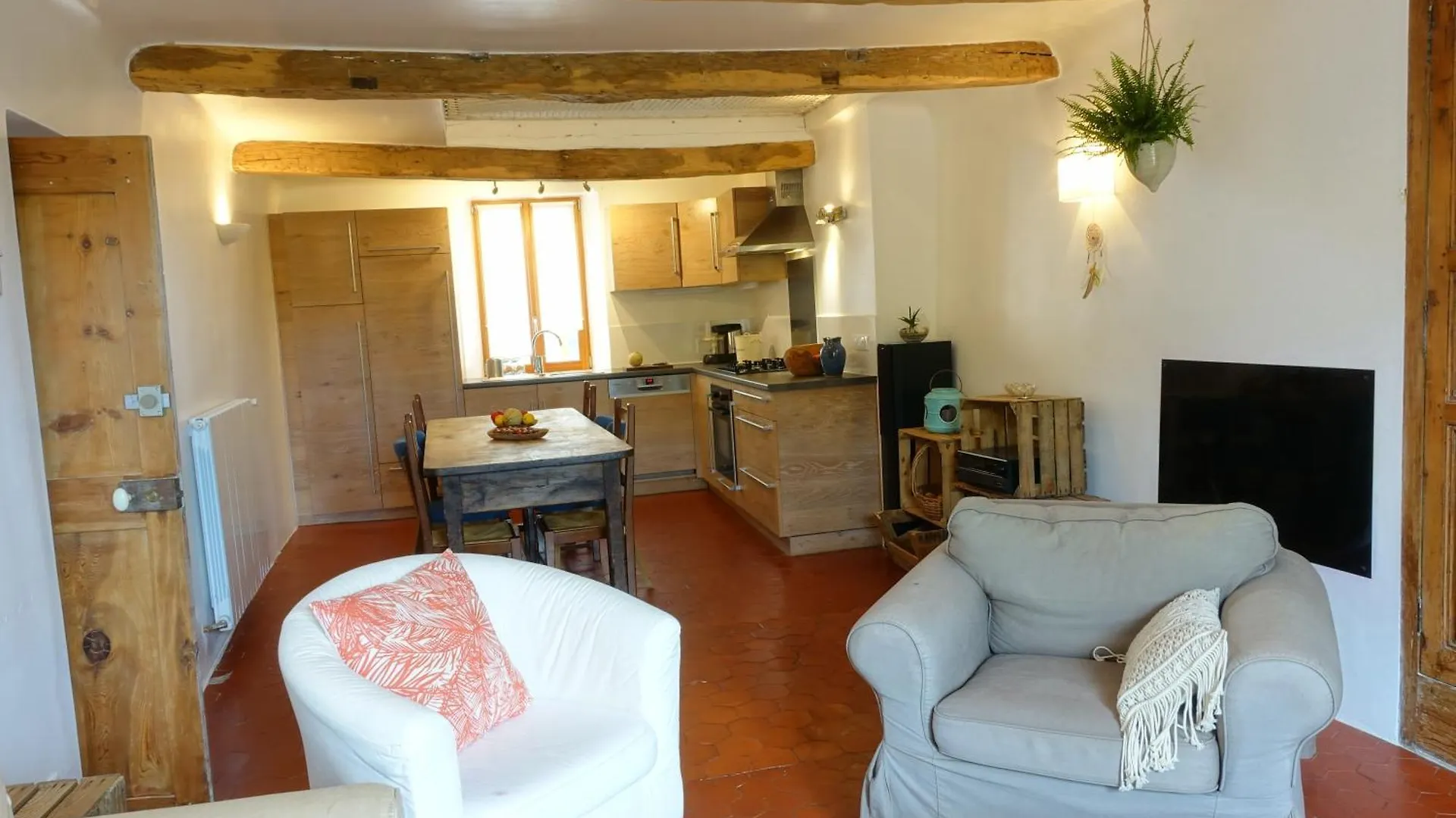 Grande Maison De Village 200 M2 Calme Tout Confort Greolieres Holiday home