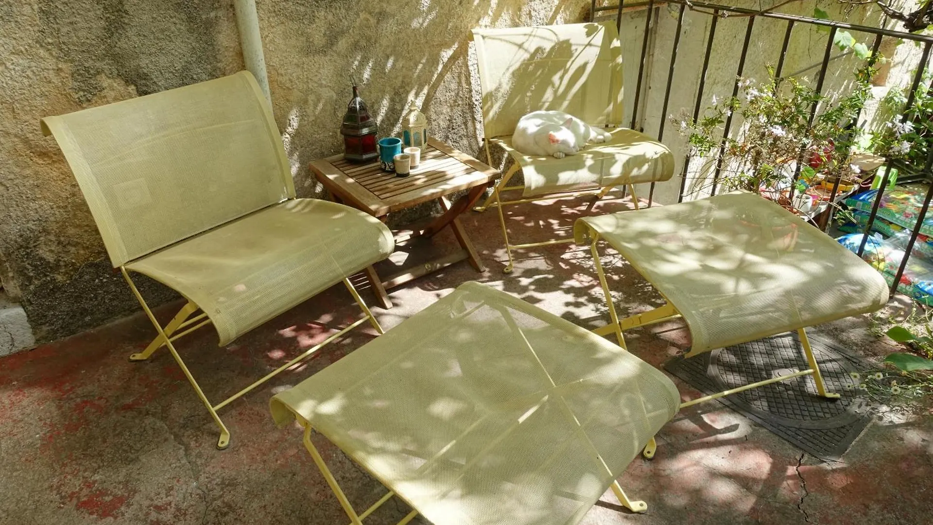 Holiday home Grande Maison De Village 200 M2 Calme Tout Confort Greolieres France